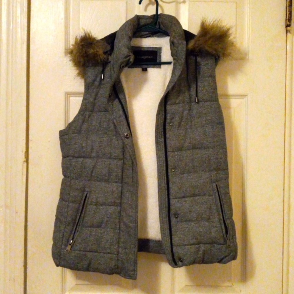 Banana Republic Grey Fleece Vest